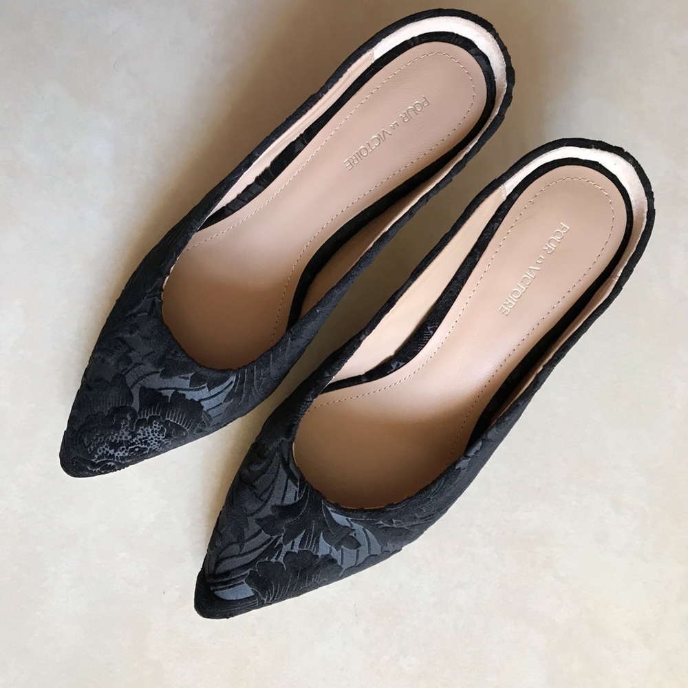 Pour La Victoire Daria Black Velvet Mule Pump - Picture 1 of 8